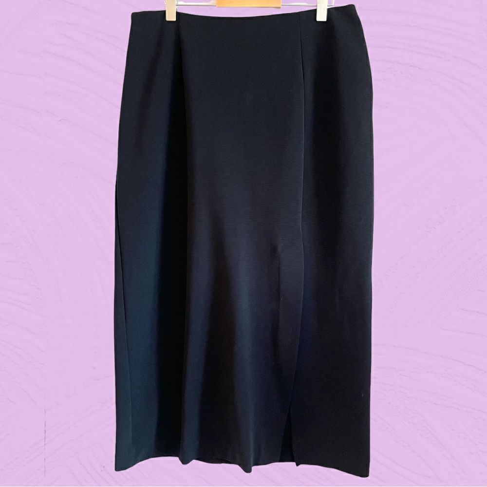 Vintage 90s Ribbed Midi Black Skirt With Slit